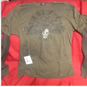 Vans long sleeved tshirt